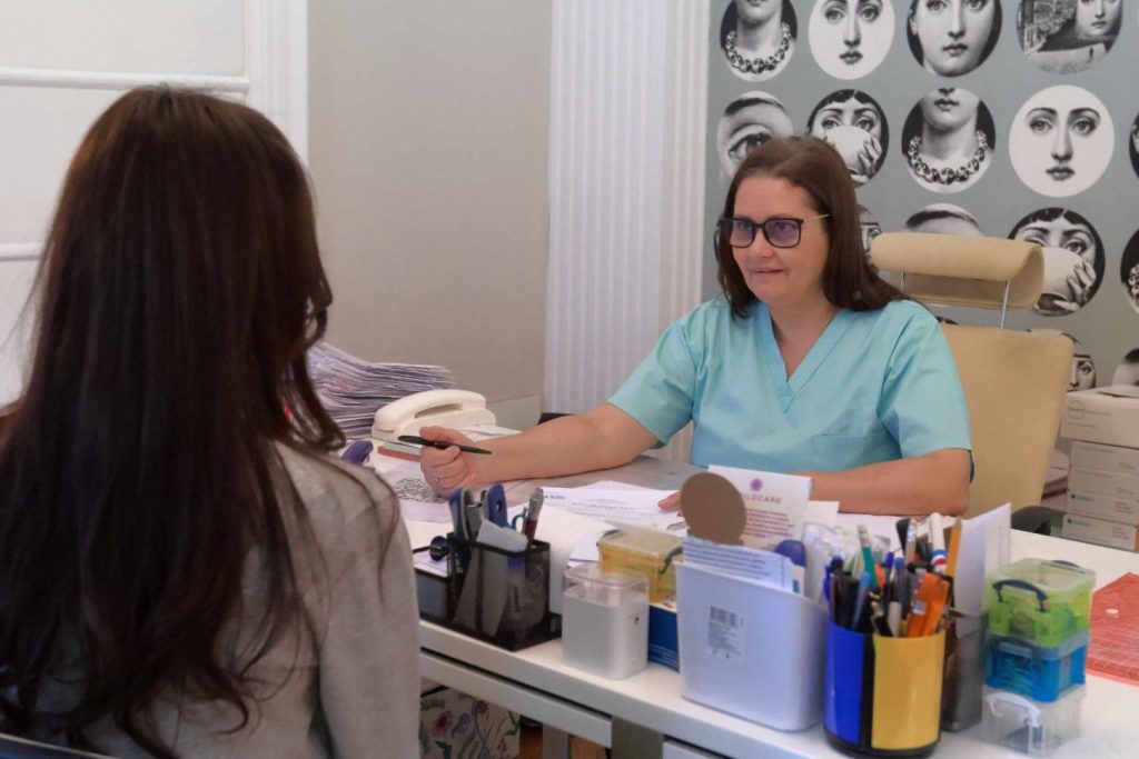De la infecția cu HPV la displazie cervicală: când trebuie să îți faci griji? Dr. Lorena Turculeț Explică