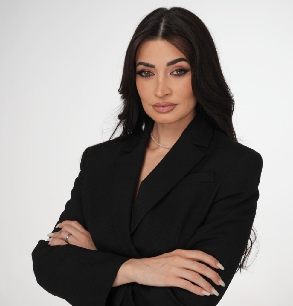 REMAX Klass ridică ștacheta în imobiliare, iar Manuela Halasag este dovada acestui nou val de profesionalism în intermedierea de închiriere apartamente